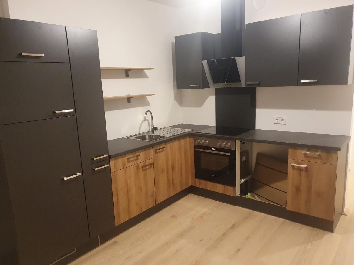 Ferienwohnung Kahlenbergblick Im Viertel Zwei Wien Exterior foto